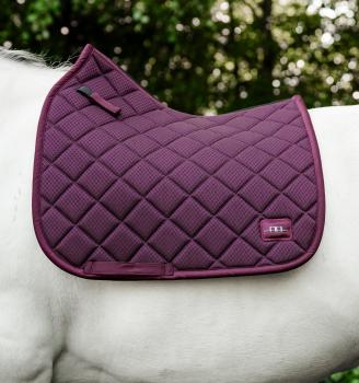 AA; Performance Dressage Pad - primatova
