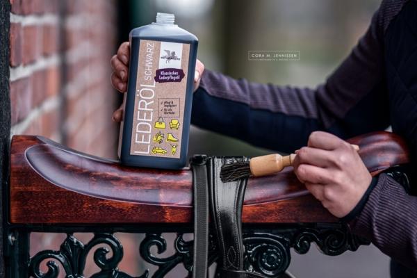 B&E; Lederoel schwarz - 500ml